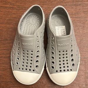 Native Jefferson Shoe Grey C8